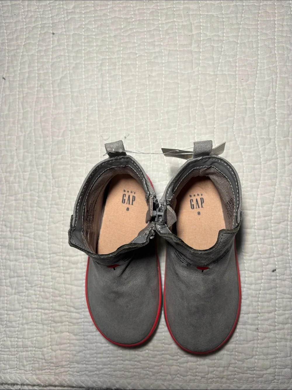 GAP Gray Cat Face Kids Boots with Rainbow Stripe Sole